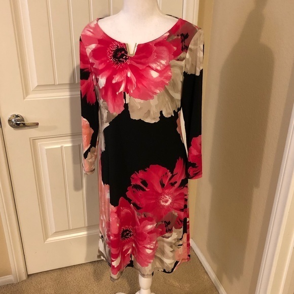 ❤️HostPick💚Calvin Klein floral pink and black floral small dress - Picture 1 of 7